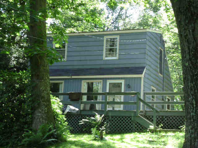 Building photograph for 247 WOOD CREEK RD